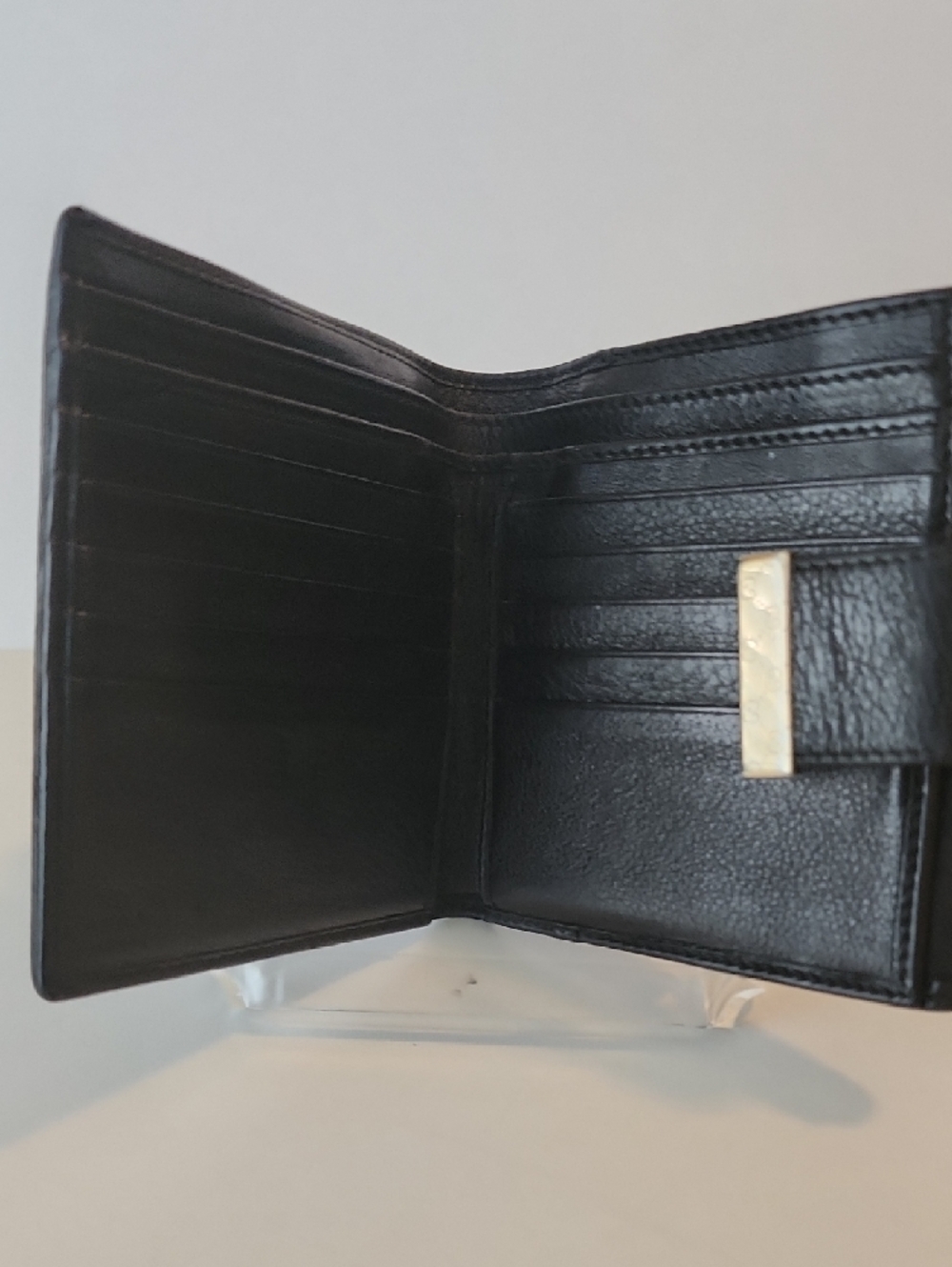 Gucci Black Canvas Logo Trifold Wallet with Silver-Tone Accent - Picture 7 of 11